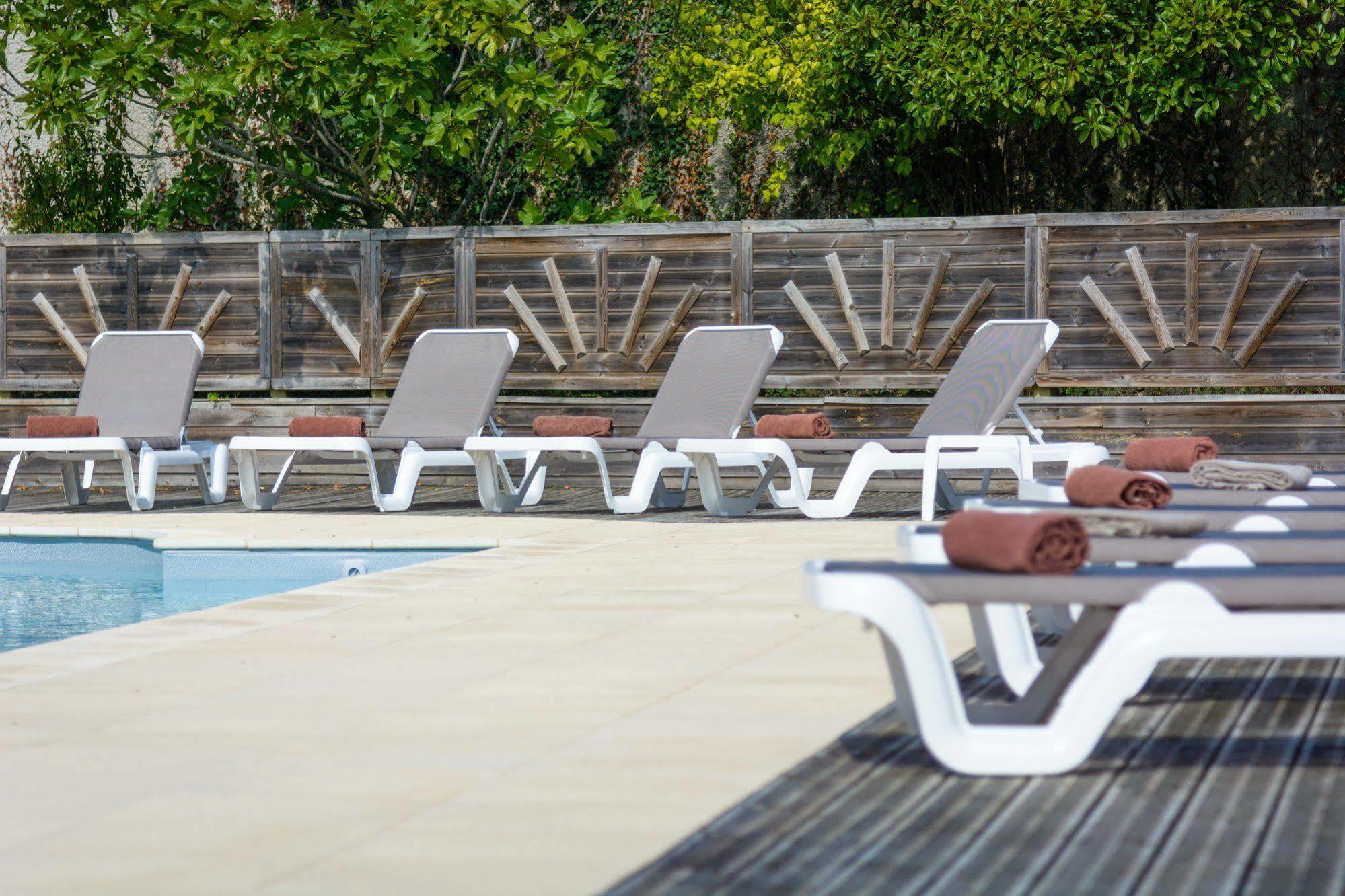Cit'Hotel Le Relais Du Boisniard Chambretaud ภายนอก รูปภาพ